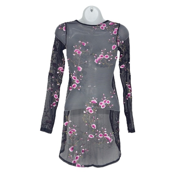 Weissman Black Floral Sheer Embroidered Metallic  Over Top Extra Small - Picture 3 of 9